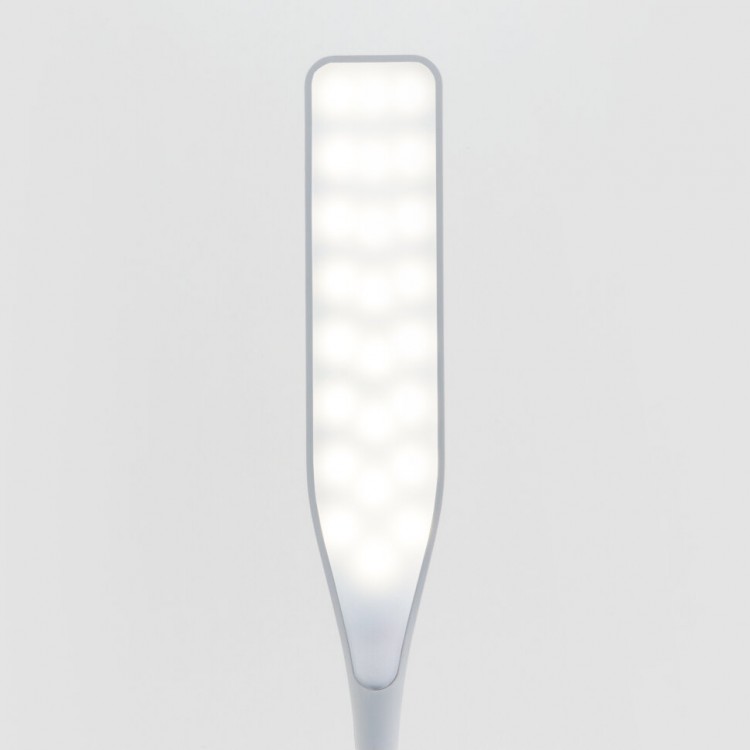 Светодиодная настольная лампа с сенсорным управлением 80422/1 белый